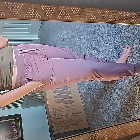 AWESOME CRZ YOGA PANTS - Picture 2 of 10